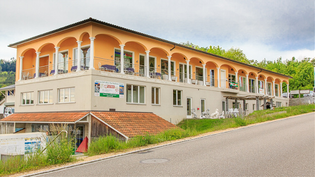 Geschäftssitz Gewerbehaus Toscana, Wallbach